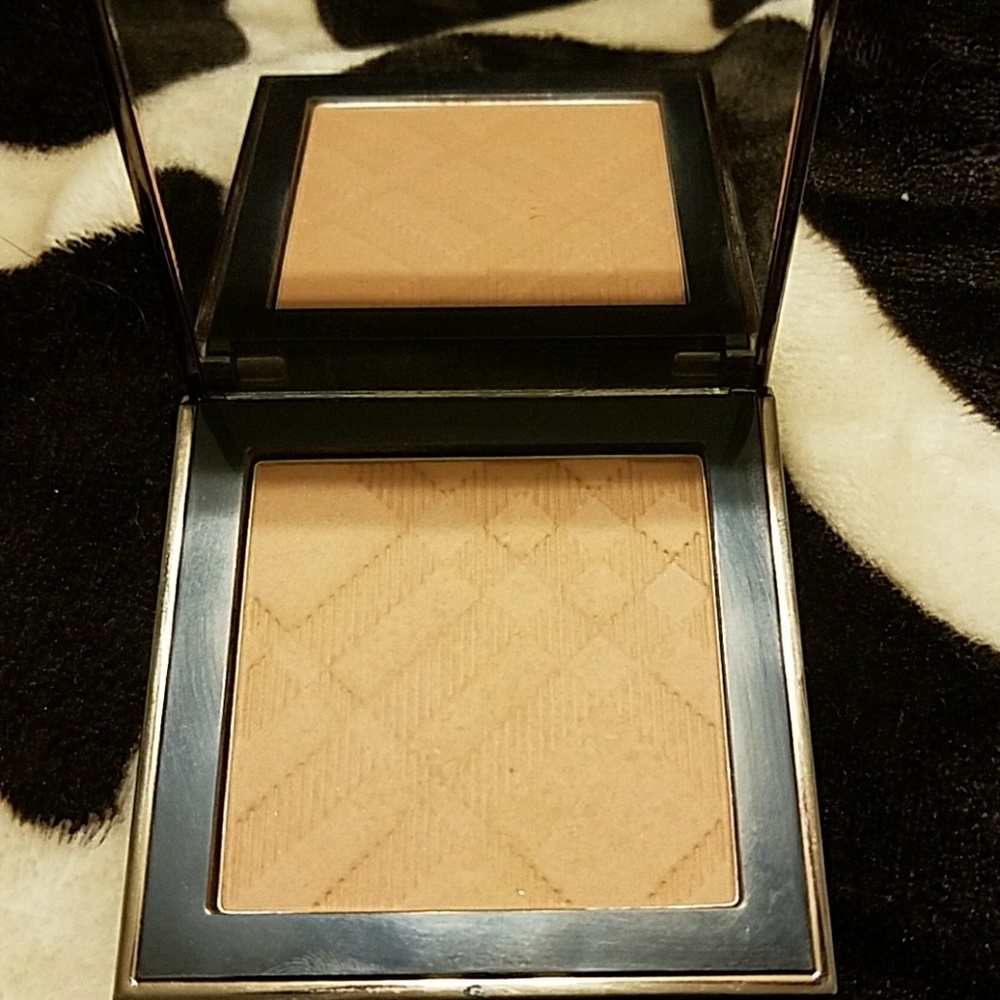 Burberry Nude Glow No. 3 Bronzer